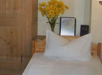 Hotel Goldener Karpfen Aschaffenburg Room photo